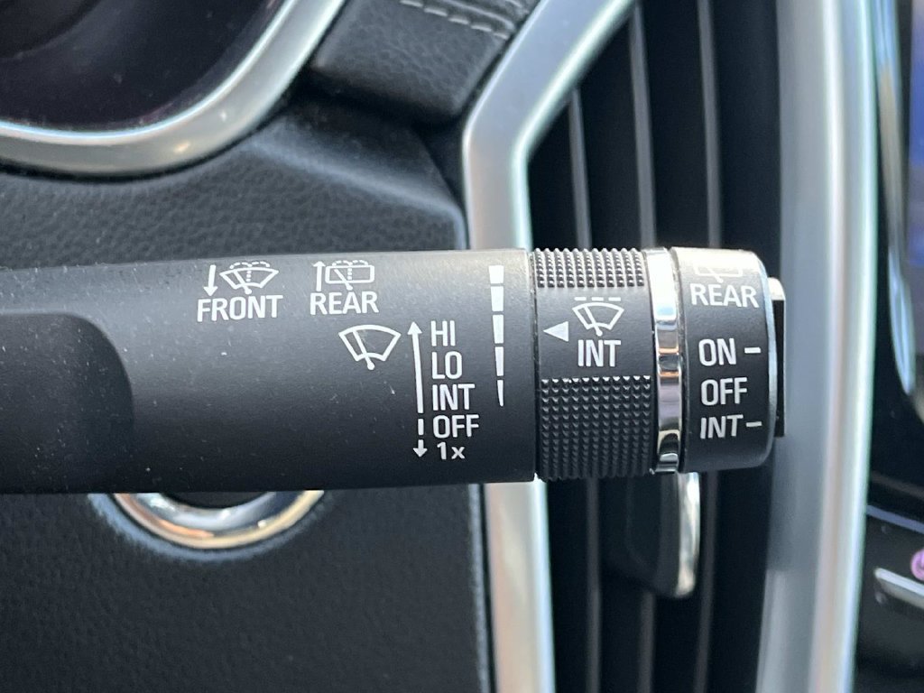 Used 2016 Cadillac SRX Luxury FWD image 46