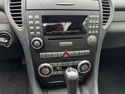 Used 2006 Mercedes-Benz SLK 350 image 15