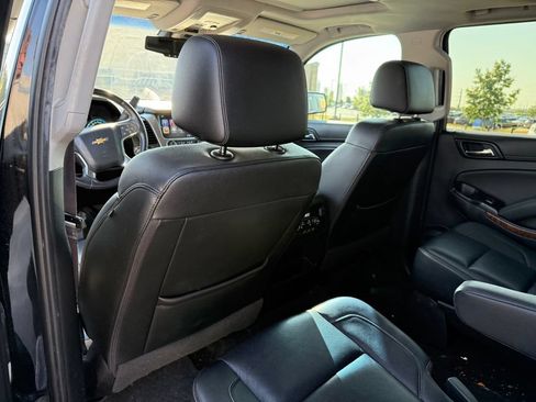 Used 2017 Chevrolet Suburban Premier RWD image 9