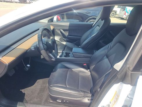 Used 2020 Tesla Model 3 Standard Range Plus RWD image 7