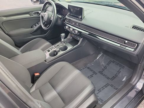 Used 2025 Honda Civic Sport image 16