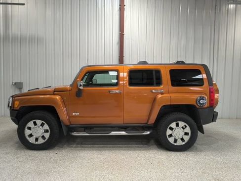 Used 2007 HUMMER H3 AWD/4WD image 9