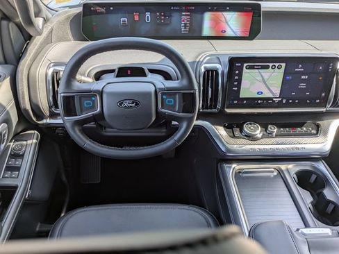 Certified 2026 Ford Expedition Platinum w/ Stealth Appearance Package AWD/4WD image 15