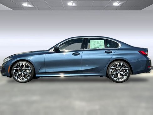 Used 2026 BMW 330i Sedan w/ Premium Package RWD image 2