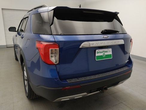 Used 2023 Ford Explorer XLT w/ Equipment Group 202A AWD/4WD image 6