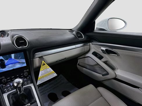 Certified 2025 Porsche 718 Boxster GTS RWD image 22