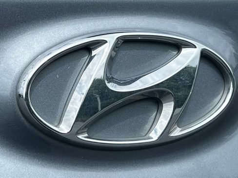 Used 2021 Hyundai Kona Limited w/ Cargo Package AWD/4WD image 16