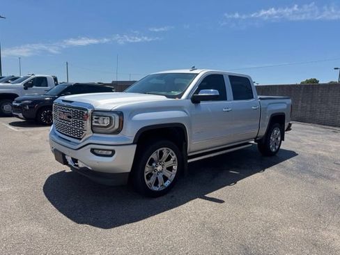 Used 2018 GMC Sierra 1500 Denali w/ Denali Ultimate Package AWD/4WD image 3