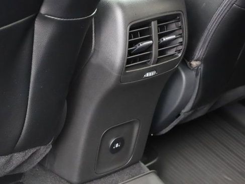 Used 2025 Ford Escape ST-Line Elite w/ Premium Technology Package image 21