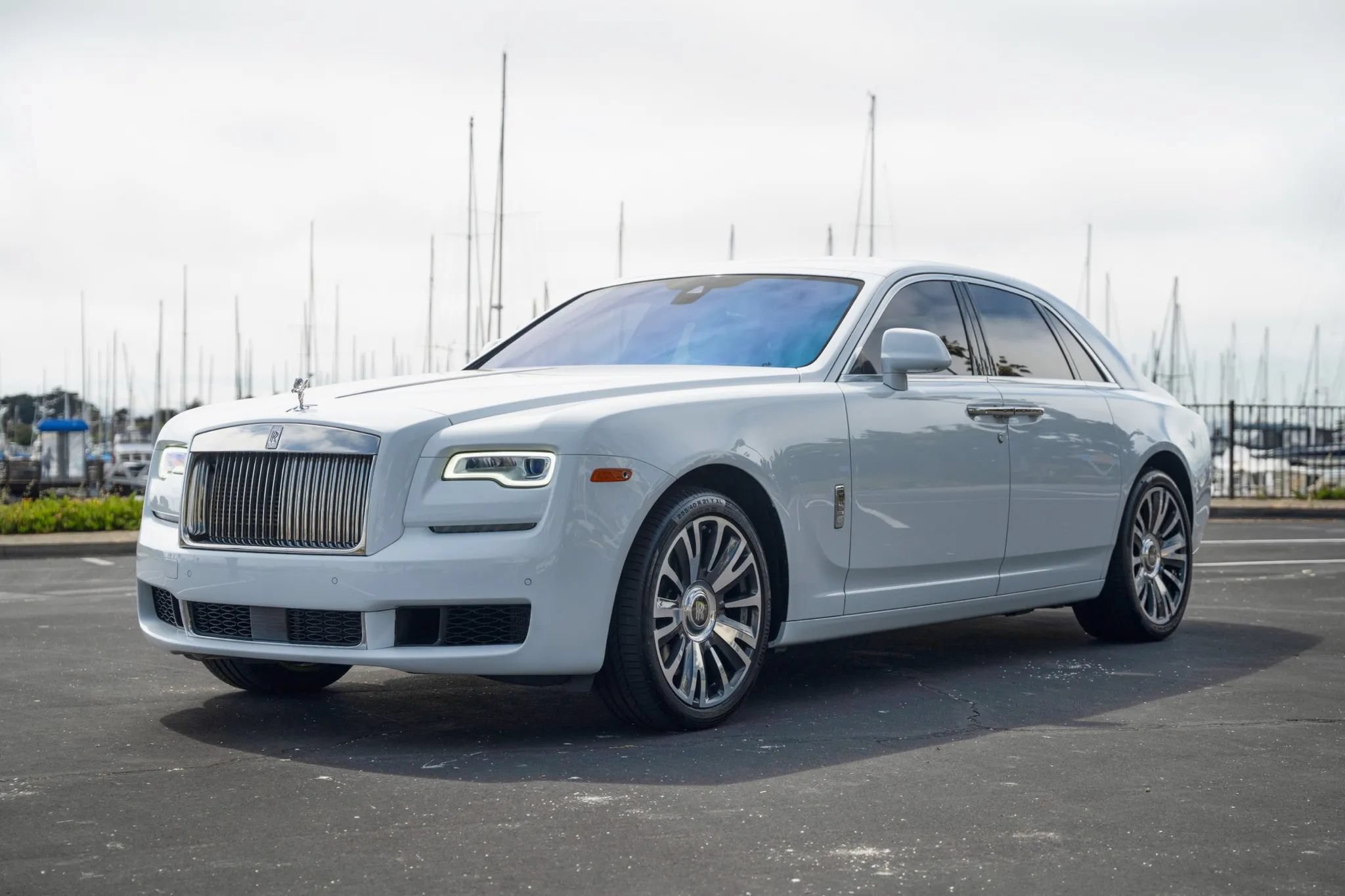 Used 2018 Rolls-Royce Ghost RWD image 9
