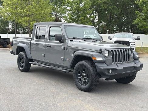 Used 2020 Jeep Gladiator Sport AWD/4WD image 15