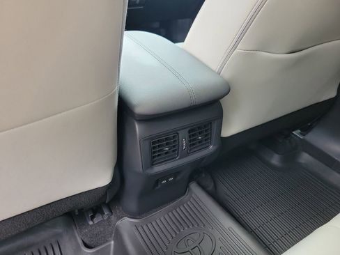 Used 2024 Toyota RAV4 XLE Premium FWD image 12