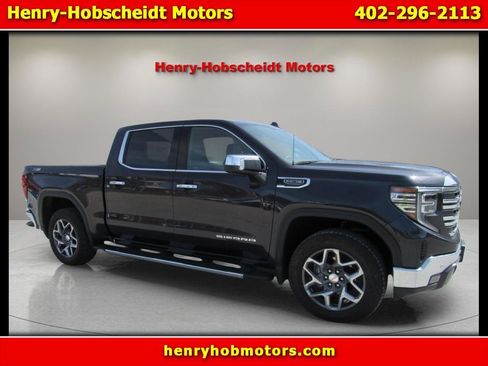 Used 2023 GMC Sierra 1500 SLT w/ SLT Premium Plus Package AWD/4WD image 1