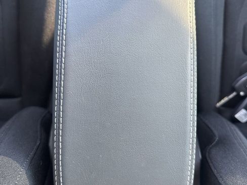 Used 2022 Jeep Renegade Latitude AWD/4WD image 30