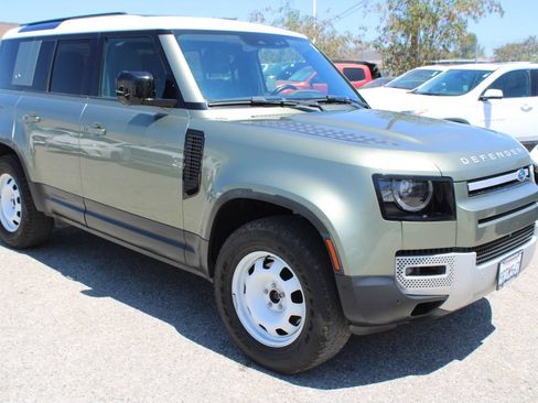 Used 2022 Land Rover Defender 110 S AWD/4WD image 3