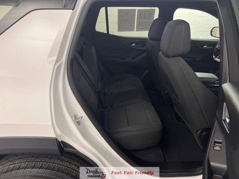 Used 2025 Chevrolet Equinox LT FWD image 37