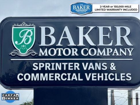 Used 2022 Toyota Camry SE image 2