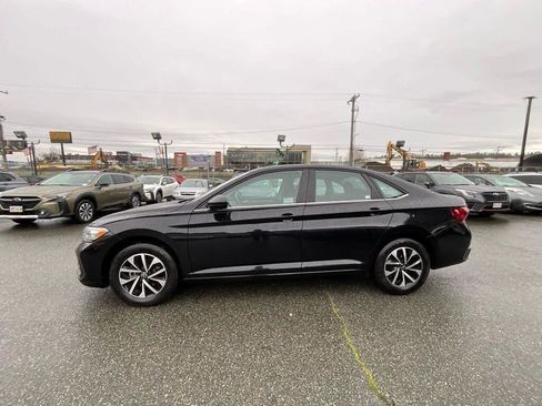 Certified 2023 Volkswagen Jetta S image 5