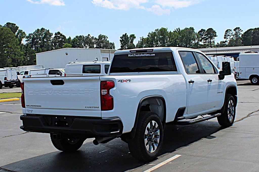 Used 2025 Chevrolet Silverado 2500 Custom w/ Custom Convenience Package AWD/4WD image 5