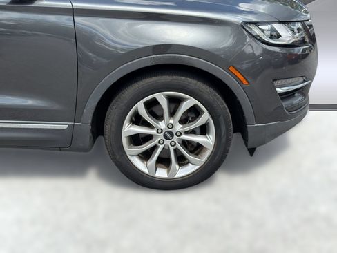 Used 2019 Lincoln MKC Select w/ Select Plus Package FWD image 11
