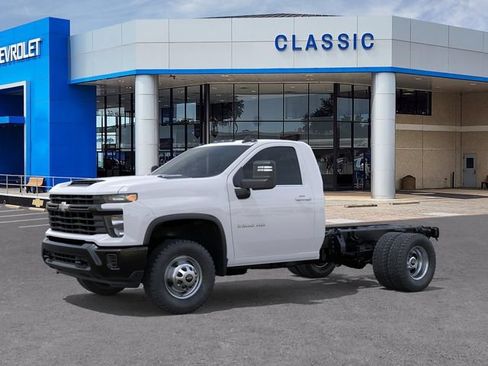 New 2026 Chevrolet Silverado 3500 W/T AWD/4WD image 2