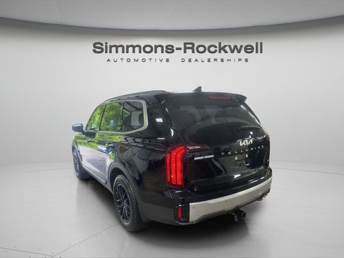 Used 2024 Kia Telluride S w/ S Sunroof Package AWD/4WD image 3
