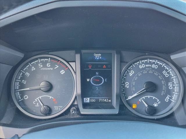 Used 2016 Toyota Tacoma TRD Sport w/ Towing Package RWD image 10