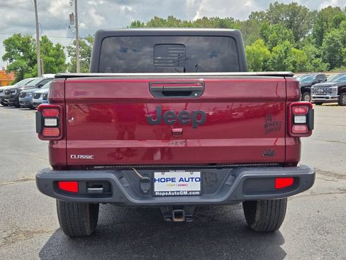Used 2021 Jeep Gladiator Sport AWD/4WD image 4