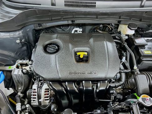 Certified 2025 Kia Soul LX image 28