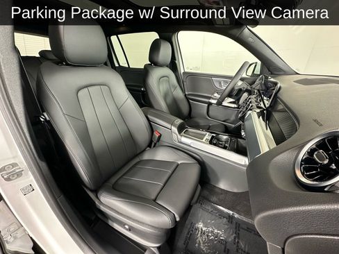 Used 2026 Mercedes-Benz GLB 250 4MATIC image 5
