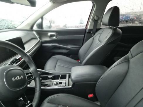 Used 2024 Kia Sorento X-Line EX image 9