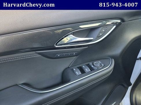 Used 2025 Buick Envision Preferred image 33
