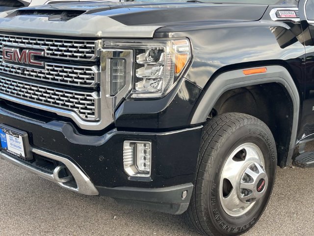 Used 2020 GMC Sierra 3500 Denali w/ Denali Ultimate Package AWD/4WD image 9