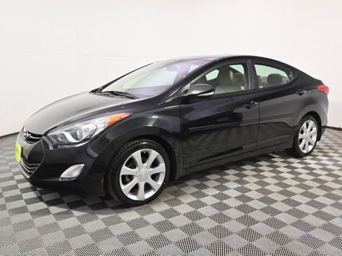 Used 2013 Hyundai Elantra Limited image 2