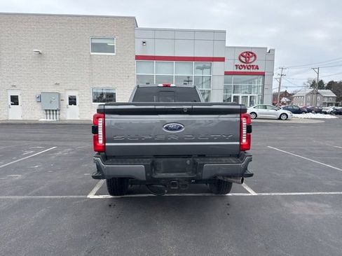 Used 2023 Ford F250 Lariat w/ Lariat Ultimate Package image 3