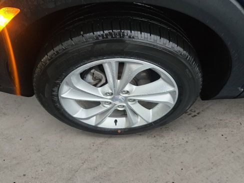 Certified 2023 Buick Encore GX Preferred w/ Cold Weather Comfort Package image 9