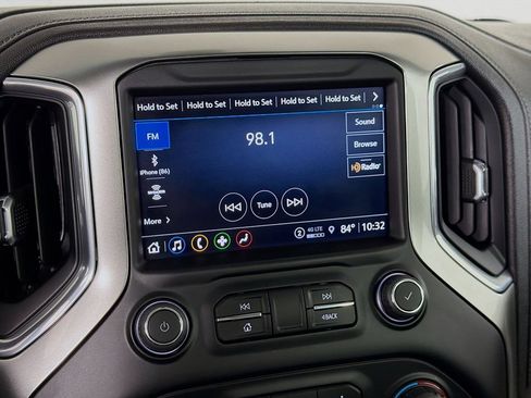 Used 2021 Chevrolet Silverado 1500 LT Trail Boss w/ Convenience Package II AWD/4WD image 16