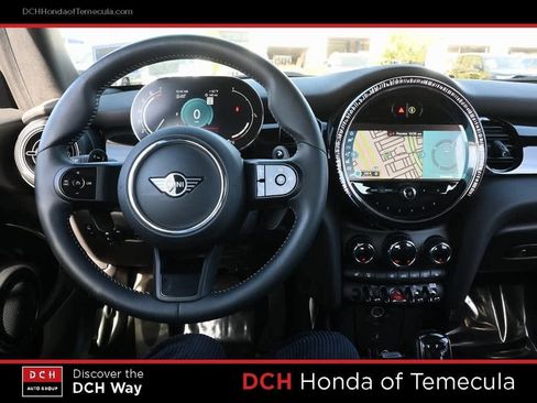 Used 2023 MINI Cooper S image 8