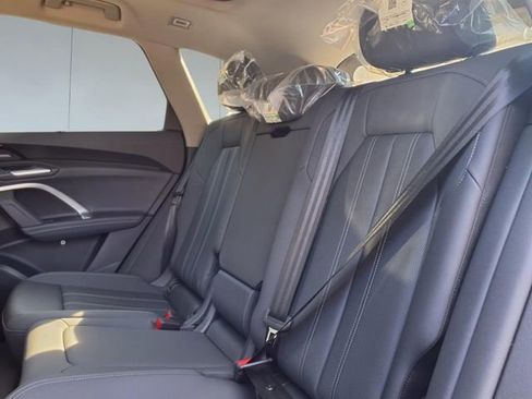 New 2025 Audi Q5 Premium Plus image 7