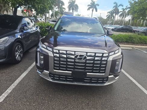Used 2025 Hyundai Palisade Calligraphy AWD/4WD image 2