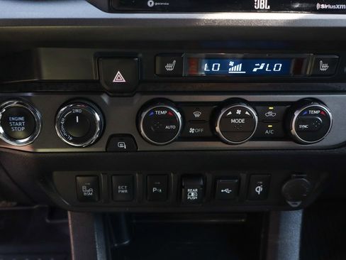 Used 2023 Toyota Tacoma TRD Off-Road w/ TRD Premium Off Road Package AWD/4WD image 37