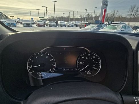 New 2026 Nissan Frontier SV w/ SV Convenience Package image 16