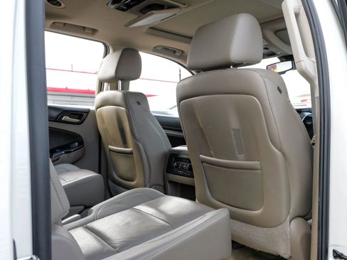 Used 2015 Chevrolet Suburban LTZ image 45