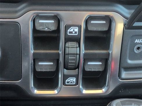 Certified 2021 Jeep Wrangler Unlimited Sahara image 25