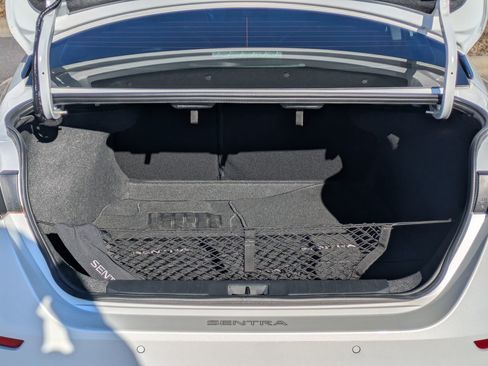 Used 2024 Nissan Sentra SR w/ SR Premium Package image 26