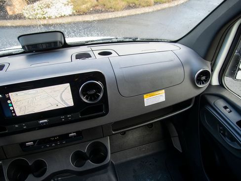 New 2026 Mercedes-Benz Sprinter 4500 image 19