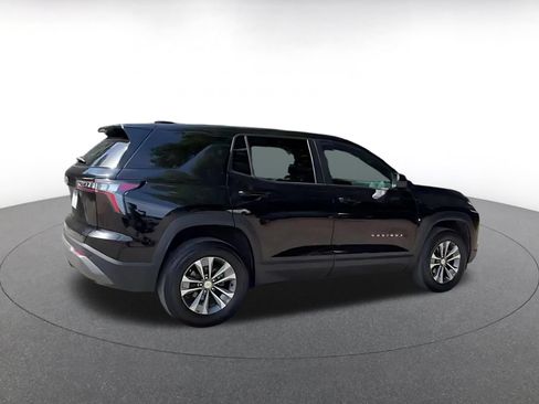 Used 2025 Chevrolet Equinox LT FWD image 14
