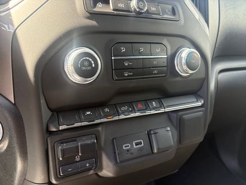 Used 2024 GMC Sierra 1500 Pro w/ Graphite Edition AWD/4WD image 27