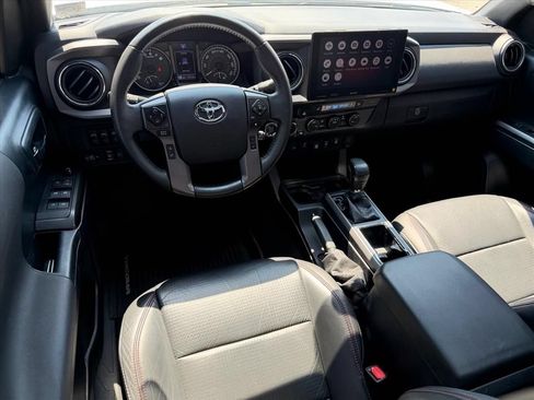 Used 2019 Toyota Tacoma TRD Pro AWD/4WD image 17
