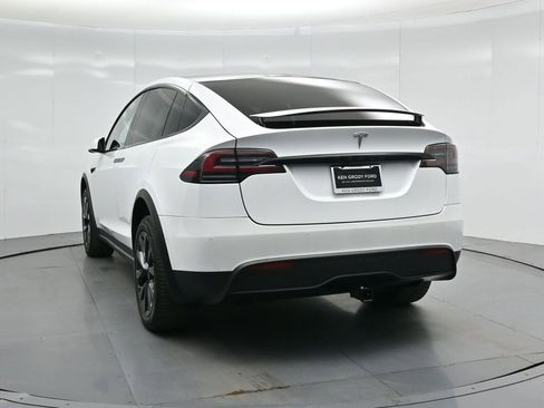 Used 2022 Tesla Model X image 24